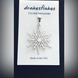 NEW Drakesflakes Crystal Mountain Snowflake Pendant